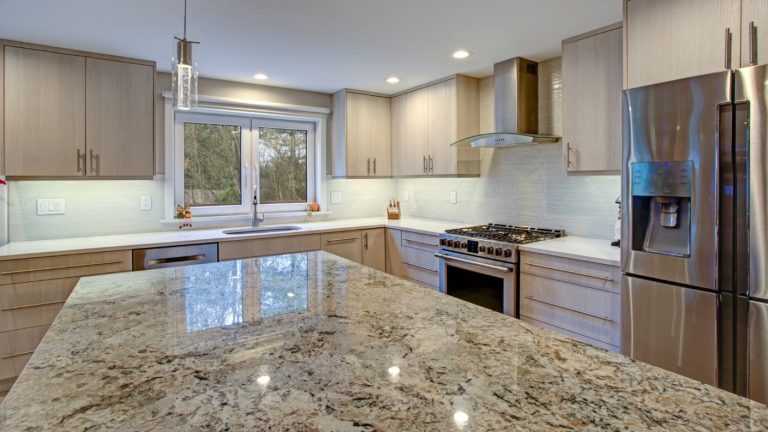 The Irresistible Charm of Quartz Countertops: 5 Reasons to Invest