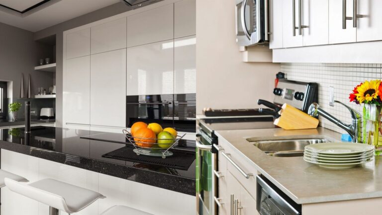 Personnalisez vos comptoirs de cuisine avec des fonctions intégrées