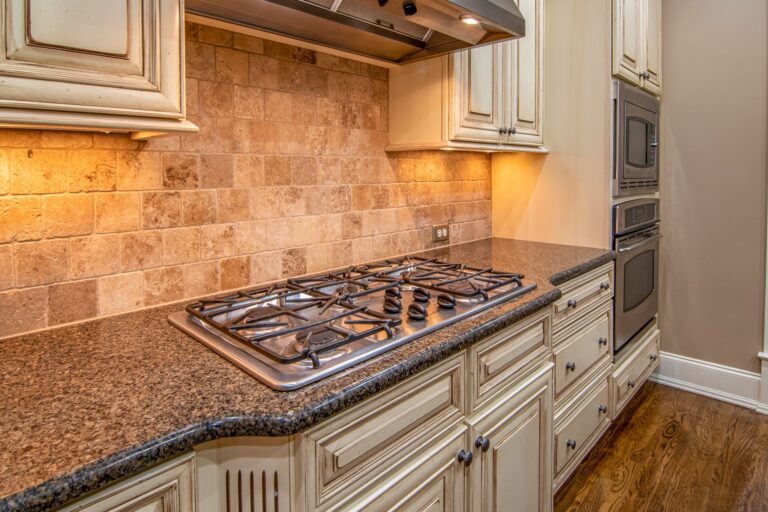 Granite Countertops: The Best Choice for Durability and Elegance in Dorval Kitchens and Washrooms